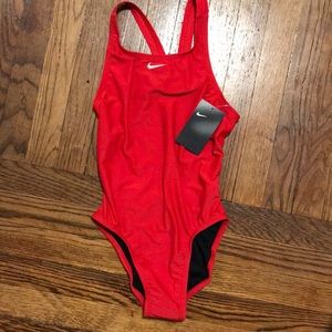 Nike Fastback One Piece Swimsuit in Size 4